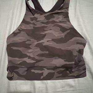 Althleta / Small/ sporty top w/ built in sports bra/ black camouflage